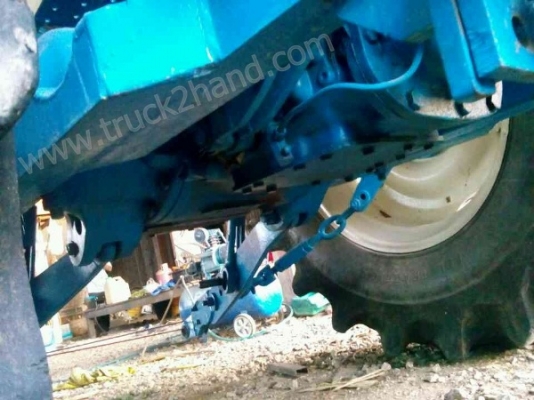 รถไถ ยี่ห้อ Ford รุ่น 66  จำนวนเเรงม้า 86 เเรงม้า