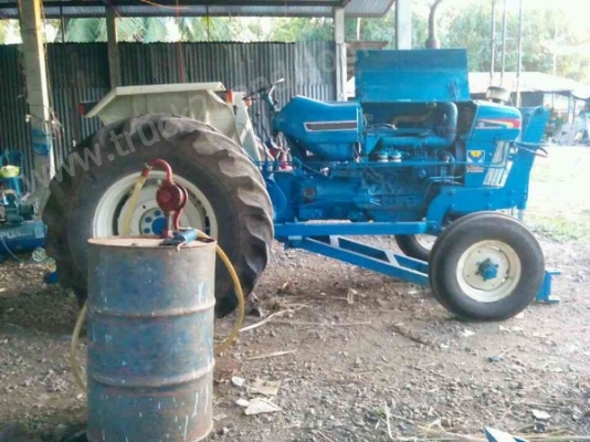 รถไถ ยี่ห้อ Ford รุ่น 66  จำนวนเเรงม้า 86 เเรงม้า