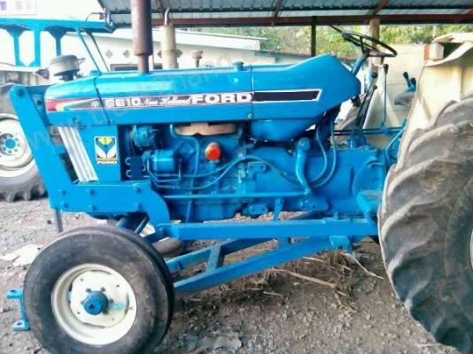 รถไถ ยี่ห้อ Ford รุ่น 66  จำนวนเเรงม้า 86 เเรงม้า