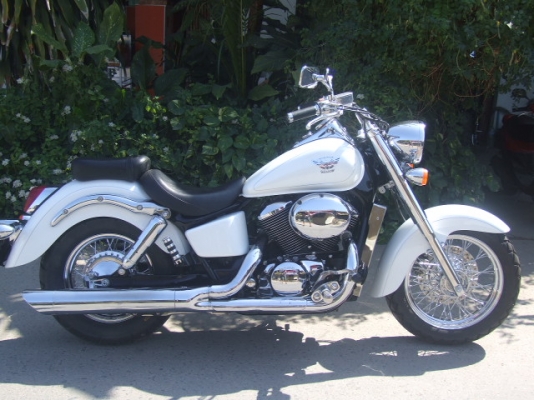 ขาย SHADOW 750 classic ปี01 เก็บงานใหม่ทั้งคัน มีสรรพสามิต