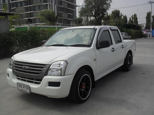 .DMAX CAB4. รถสวยเดิม 2.5 ไม่ต้องใช้เงินออกรถ .DMAX CAB4. รถสวยเดิม 2.5 ไม่ต้องใช้เงินออกรถ