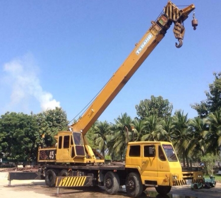 ขายรถเครน Tadano 45T ขนาด 45 ตัน สภาพพร้อมใช่งาน เอกสารเล่มทะเบียนพร้อม