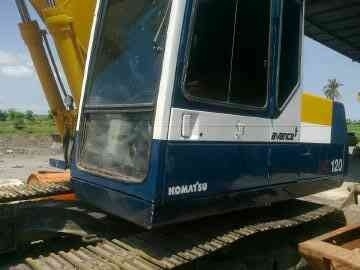 ขายรถบ็คโฮ Komatsu PC120-5 ตัวเดินใหญ่ เอกสารอินวอยซ์ ไฟฟ้าครบ