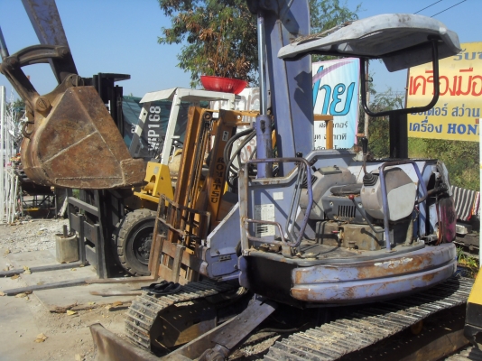 รถแบ๊คโฮ KOMATSU PC - 50 UU รุ่น 2