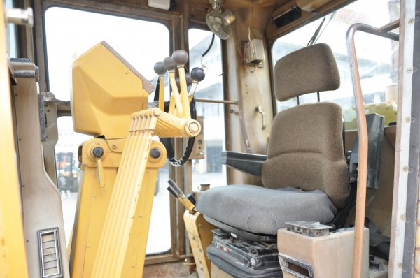 CATERPILLAR  140 G  SN  72V14529