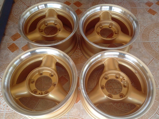 ขายแม็ก6รู139ขอบ15 กว้าง7.5 172et-5 แม็กนอกสวยๆ ขายแม็ก6รู139ขอบ15 กว้าง7.5 172et-5 แม็กนอกสวยๆ