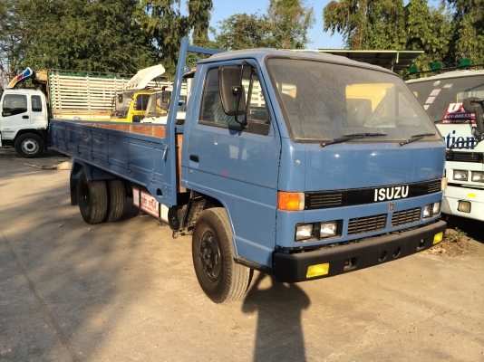 TOYOTA DYNA 115 hp กระบะคาร์โก้