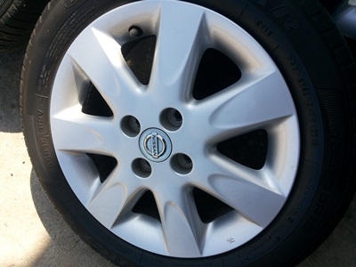 ขายล้อแม็กNISSAN March ขอบ 15 พร้อมยาง 1 ชุด