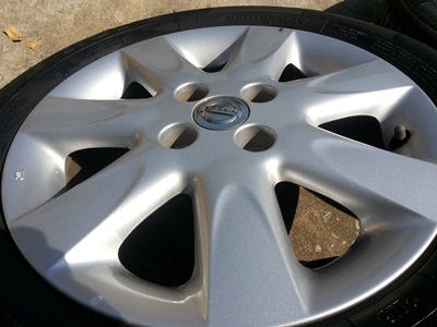 ขายล้อแม็กNISSAN March ขอบ 15 พร้อมยาง 1 ชุด