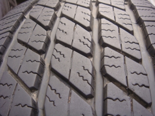 ล้อแม็ก VIGO CHAMP 17 สีรมดำ (รุ่นพิเศษ 50 ปี) พร้อมยางปี 12 ล้อแม็ก VIGO CHAMP 17 สีรมดำ (รุ่นพิเศษ 50 ปี) พร้อมยางปี 12