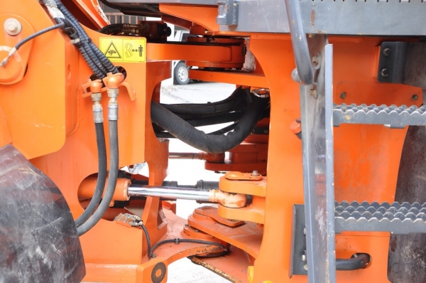 รถตักล้อยางHITACHI ZW310