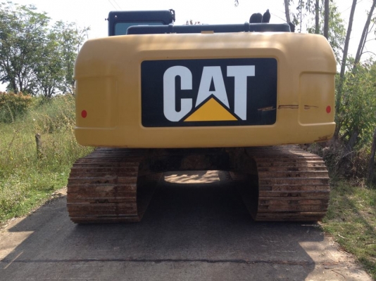 รถแบคโฮ CAT  320 D