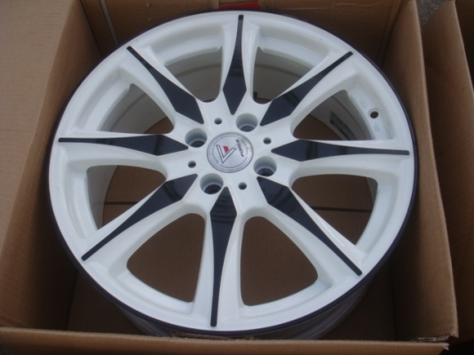 ขายล้อแม็ก GTR-F 17x7.5