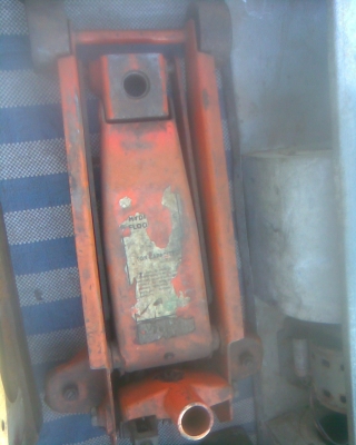 แม่แรงตะเข้ 3 ตันของนอกสภาพพร้อมใช้งานครับ เดิมครับสวยๆครับราคานี้คุ้มครับ  หนักแน่นครับตัวนี้