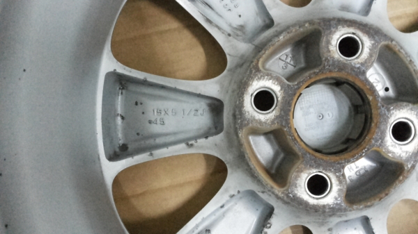 ขาย ล้อแม็กซ์ Honda Jazz hybrid ขอบ 15 4x100 สวยๆ สียังเงาสวยๆ