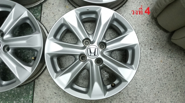 ขาย ล้อแม็กซ์ Honda Jazz hybrid ขอบ 15 4x100 สวยๆ สียังเงาสวยๆ