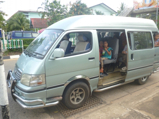 ขายรถตู้