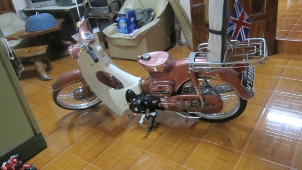 ขายชี100เครื่องเวฟ110   สตาร์ทมือ เครื่องแน่นๆพึ่งทำมาใหม่วิ่ง120+ได้สบายครับสภาพแต่งจบซื้อไปไม่ต้องทำไรขี่ได้เลยครับno-bookออกใบซื้อขายให้ครับ ขาย 23000บาท ราคาต่อรองได้ครับรถอยู่อำนาจเจริญสนใจติดต่อ0801696651ส่งได้ทั่วไทยครับ