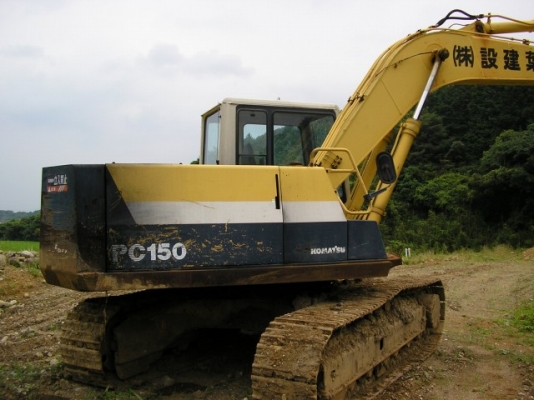ขาย! รถขุดมือสองนำเข้า Komutsu รุ่น PC150-5/6807/ปี1992/9828ชม/รถสต๊อคที่ญี่ปุ่นครับ