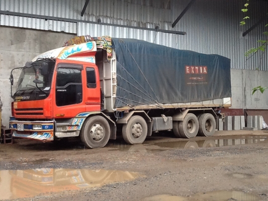 อีซูสุ12ล้อดั้ม สองเพลา รถสวย คัชซี่สวย เครื่องแน่น พร้อมใช้งาน