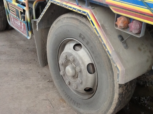 อีซูสุ12ล้อดั้ม สองเพลา รถสวย คัชซี่สวย เครื่องแน่น พร้อมใช้งาน