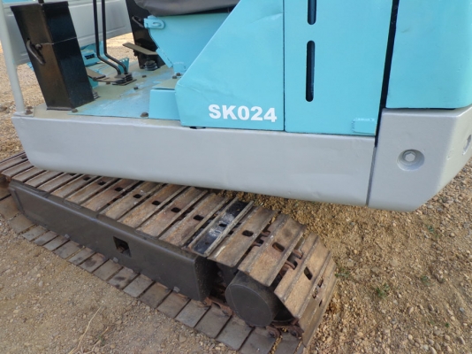 ขายรถแมคโคร KOBELCO SK024 ติดต่อคุณจิ๊ด โทร. 089-7949488