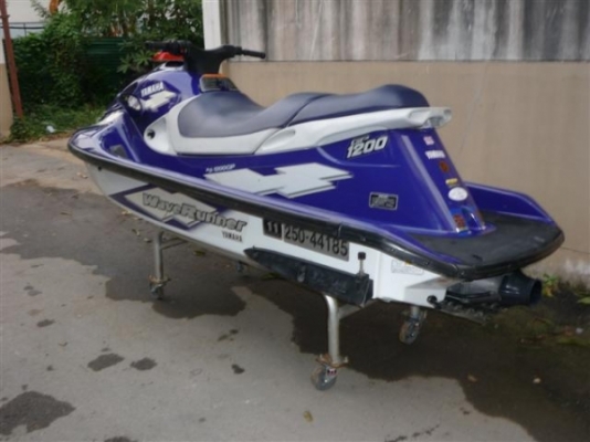 YAMAHA gp 1200