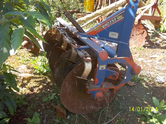 ขายรถไถ 35 แรงอุปกรณ์ครบชุด ใบมีด โรตารี่ ผาน 3 ผาน 5 และเทลเลอร์