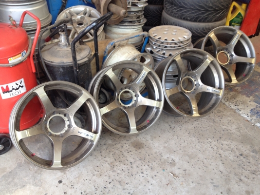 ขายล้อ Prodrive ขอบ 18 หน้า8 หลัง9 6 รู หล่อๆ 14900 บาท