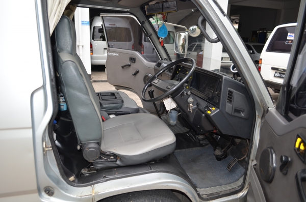 ขาย รถตู้ นิสันออแวน E24 ขาย รถตู้ นิสันออแวน E24