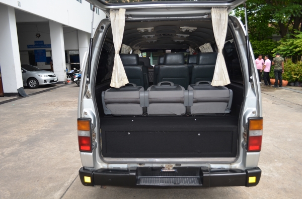 ขาย รถตู้ นิสันออแวน E24 ขาย รถตู้ นิสันออแวน E24