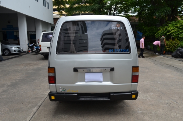 ขาย รถตู้ นิสันออแวน E24 ขาย รถตู้ นิสันออแวน E24