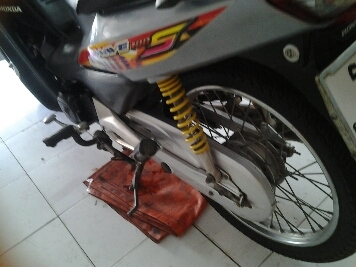 เวฟ100sปี49กุญแจใหญ่ เวฟ100sปี49กุญแจใหญ่