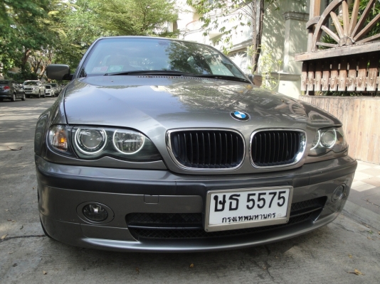 ขายรถบ้านมือเดียว BMW318iA SE ปี2004 รถบ้าน สภาพเดิมๆ สวย BMW 318i A SE E46 AT ปี 2004 สีเทา เกียวร์ออโต้ วิทยุ CD MP3 ABS AirBag 8 ใบ พ.เพาเวอร์ ก.ไฟฟ้า ซ.ล็อก เบาะหนังแท้ กระจกมองข้างไฟฟ้า พวงมาลัย Multifunction เบาะหนังแท้ปรับไฟฟ้า+Memory แอร์ ดิจิตอล ขายรถบ้านมือเดียว BMW318iA SE ปี2004 รถบ้าน สภาพเดิมๆ สวย BMW 318i A SE E46 AT ปี 2004 สีเทา เกียวร์ออโต้ วิทยุ CD MP3 ABS AirBag 8 ใบ พ.เพาเวอร์ ก.ไฟฟ้า ซ.ล็อก เบาะหนังแท้ กระจกมองข้างไฟฟ้า พวงมาลัย Multifunction เบาะหนังแท้ปรับไฟฟ้า+Memory แอร์ ดิจิตอล