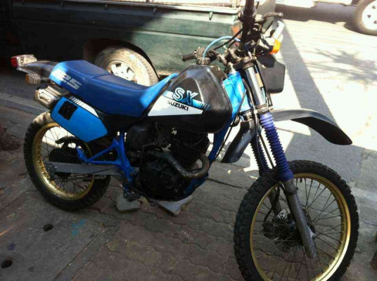 ธารนนทบุรี//ขาย suzuki sx125  เครื่องแห้งครับ อินวอยท์+พรบครับ ราคา 29,000 บาท