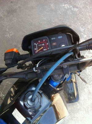 ธารนนทบุรี//ขาย suzuki sx125  เครื่องแห้งครับ อินวอยท์+พรบครับ ราคา 29,000 บาท