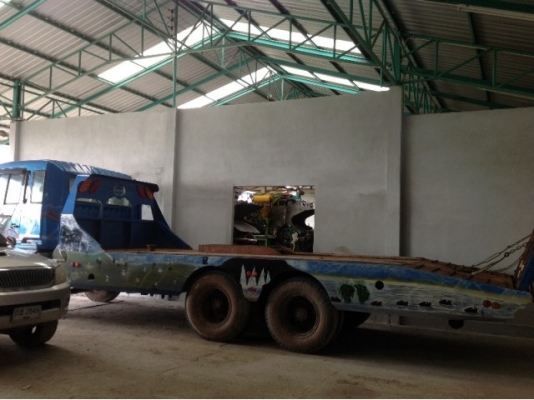 ลดราคาเหลือ 2050000ฝากขายรถเกี่ยวข้าว 3รายการ และ10ล้อ2เพลาบรรทุกรถเกี่ยวอีก1รายการ รวม 4รายการ 087-2976734