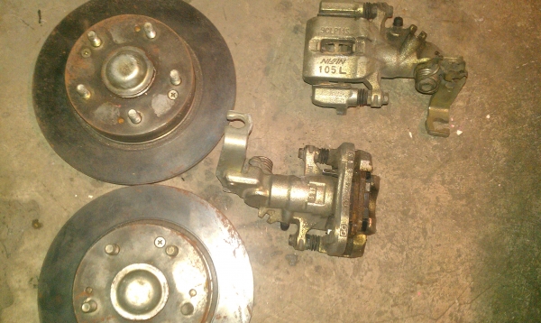 ขายจานเบรคหลัง ฮอนด้า แอคคอดร์ พร้อมปั๊มเบรคผ้าเบรคพร้อมใช้งาน