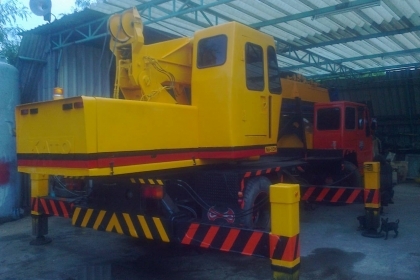 รถเครน6ล้อ KATO ขนาด11ตัน ขาเปลี่ยนเป็นคอนโทรนแล้วบูมยาว24เมตรไม่รวมจิ๊ป