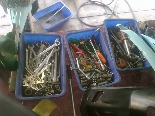ขายเครื่องมืออุปกรณ์ ในร้านซ่อมมอไซค์(หลุดจอง ขอด่วนครับ)