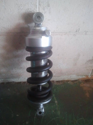 ลดราคา ขายโช๊ค steed 400  ราคาถูก จาก1500 เหลือ 1000