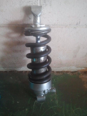 ลดราคา ขายโช๊ค steed 400  ราคาถูก จาก1500 เหลือ 1000