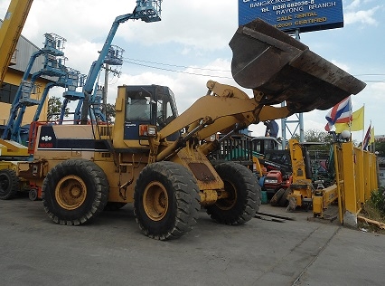 ขายรถตักล้อยาง Komatsu  WA300-1