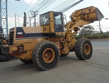 ขายรถตักล้อยาง Komatsu  WA300-1