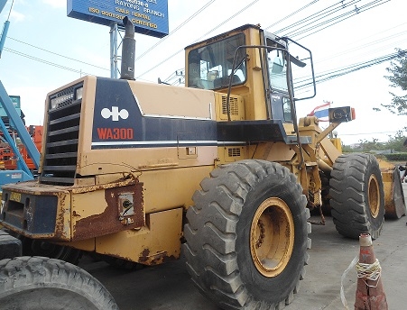 ขายรถตักล้อยาง Komatsu  WA300-1