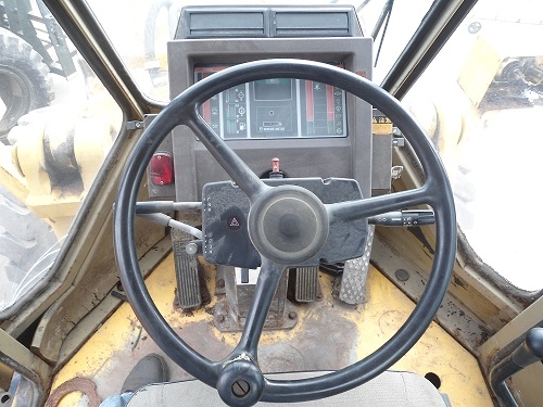 ขายรถตักล้อยาง Komatsu  WA300-1