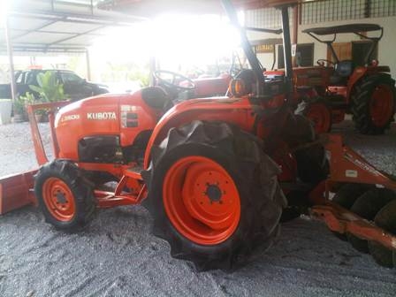 ขายรถไถ Kubota L 3608 (4WD) พร้อมดันหน้าและผานหลัง