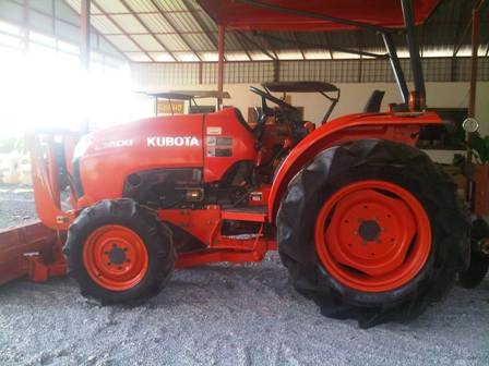 ขายรถไถ Kubota L 3608 (4WD) พร้อมดันหน้าและผานหลัง
