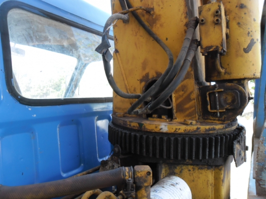 ขายเครน 3 ตัน 3 ปลอก 2 ชัก TADANO ท้องวีสภาพพร้อมใช้สวยๆไม่มีเชื่อมไม่มีดาม