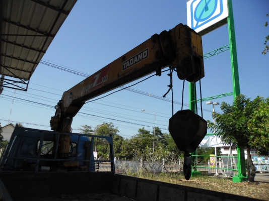 ขายเครน 3 ตัน 3 ปลอก 2 ชัก TADANO ท้องวีสภาพพร้อมใช้สวยๆไม่มีเชื่อมไม่มีดาม